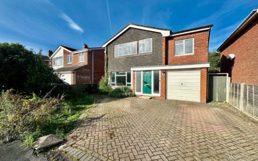 Heatherstone Avenue, Dibden Purlieu